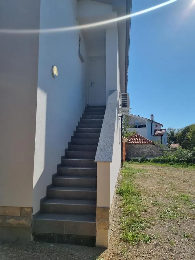 Studio Apartments N&D Omisalj Croatia